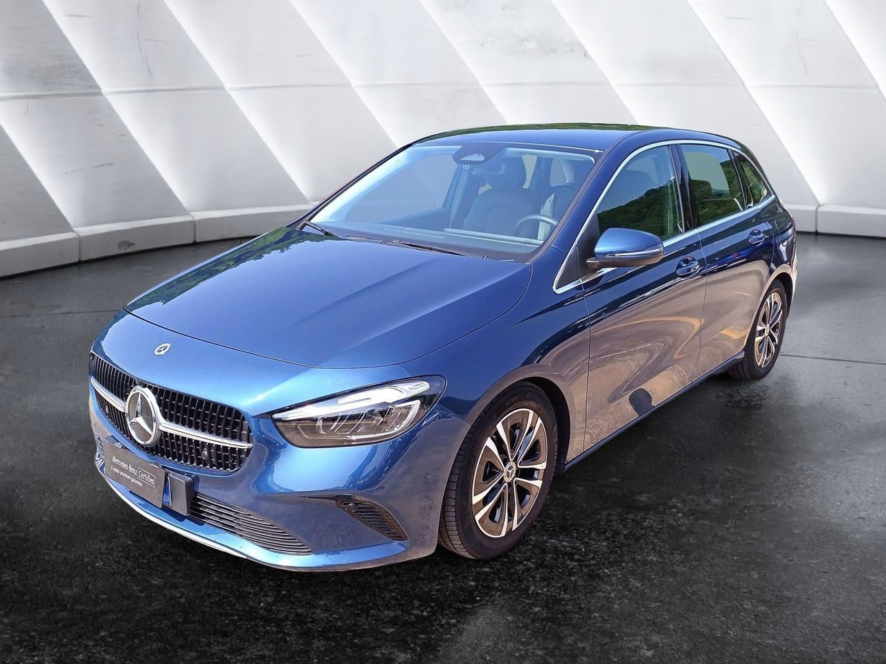B 180 Progressive Advanced auto - Mercedes Certified