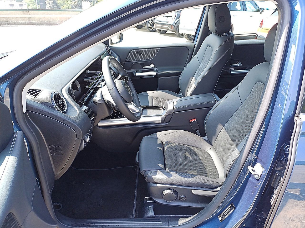 B 180 Progressive Advanced auto - Certified