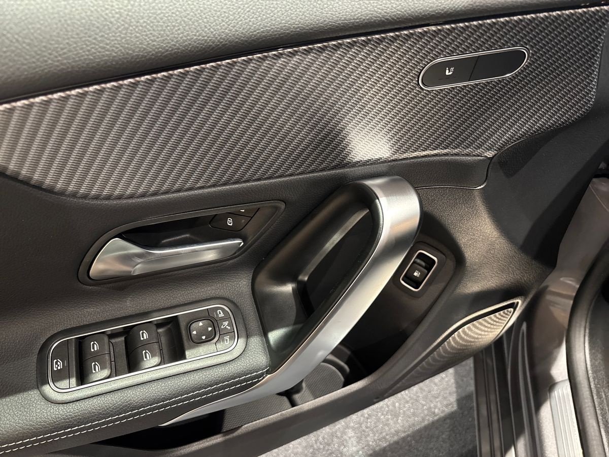 A 250 e phev Progressive Advanced auto - Certified