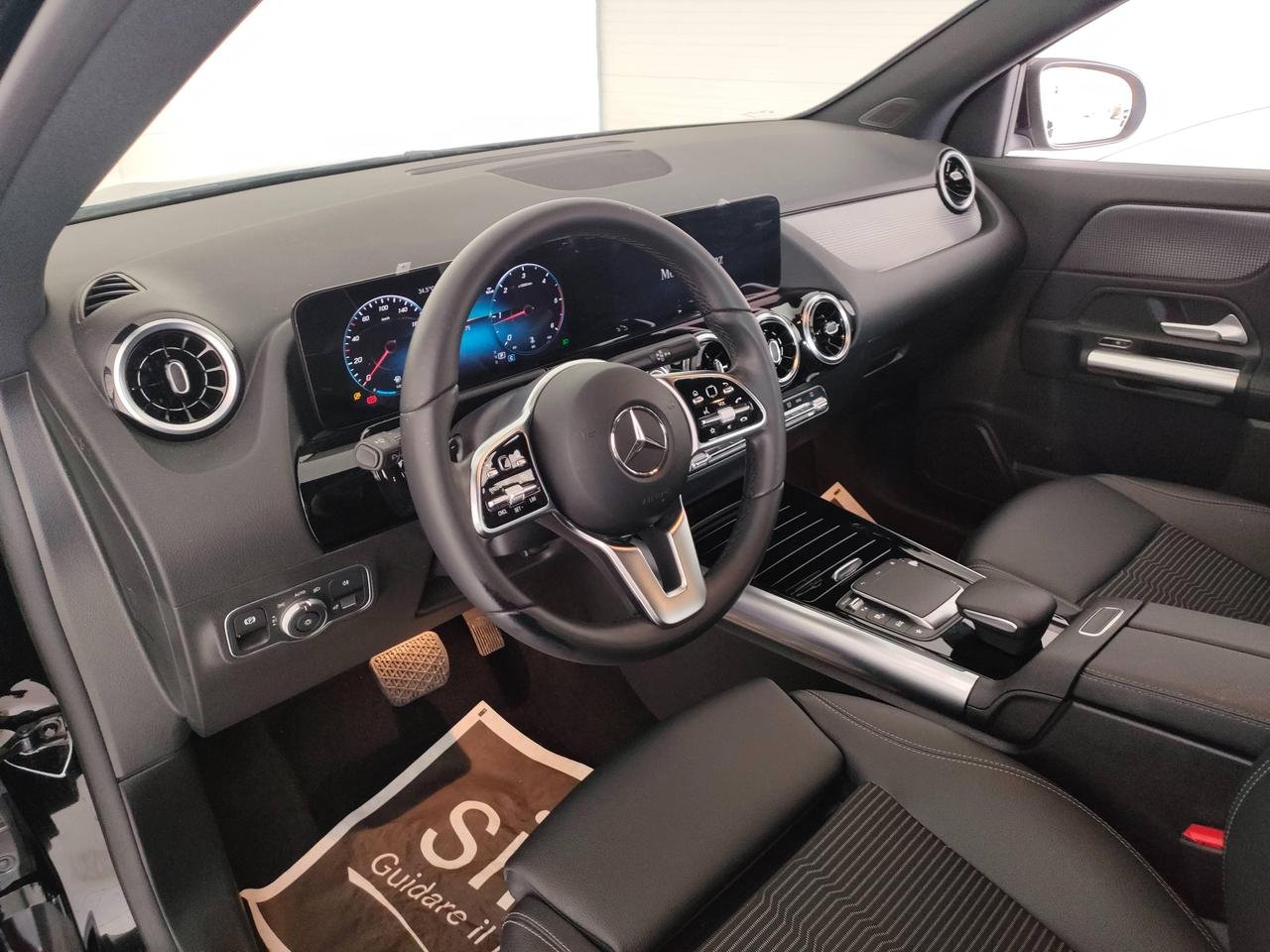 GLA 180 d Sport auto - Certified