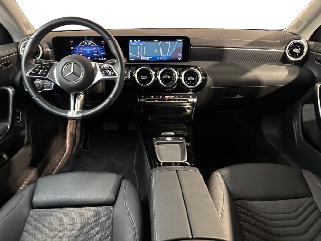 CLA Shooting Brake 180 d Progressive Advanced auto - Certified