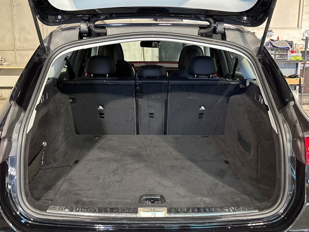 E SW 220 d Advanced auto - Certified
