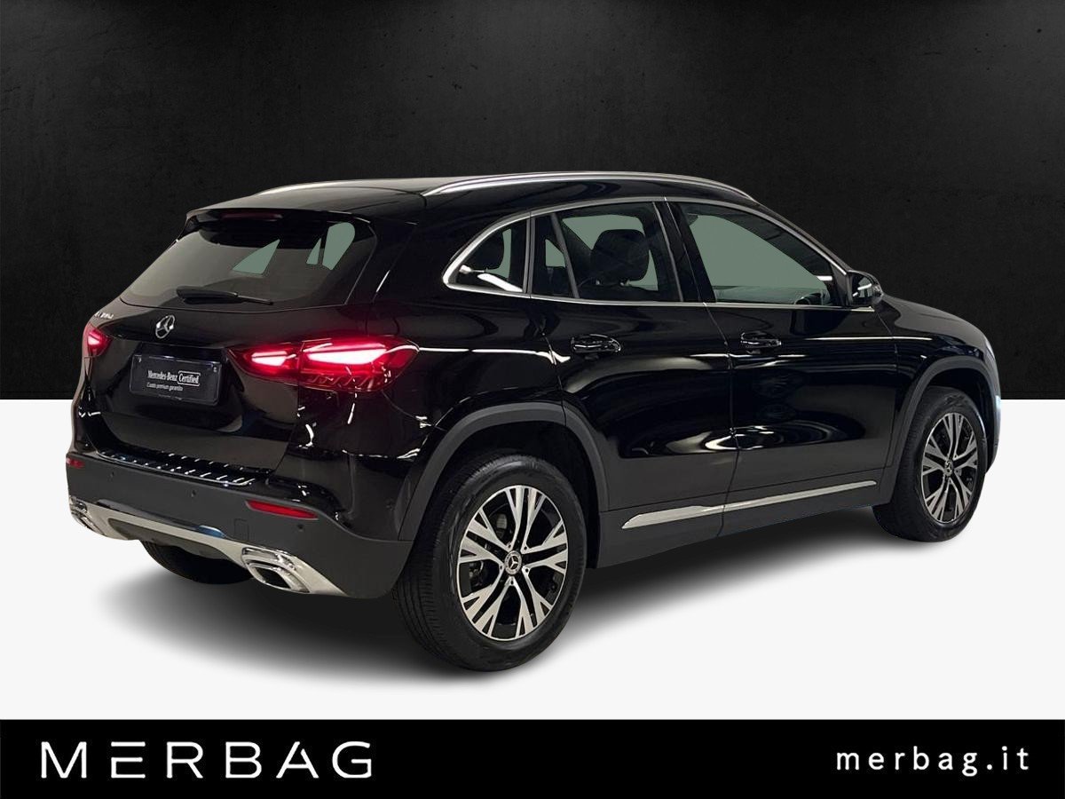 GLA 180 d Business Extra auto - Certified