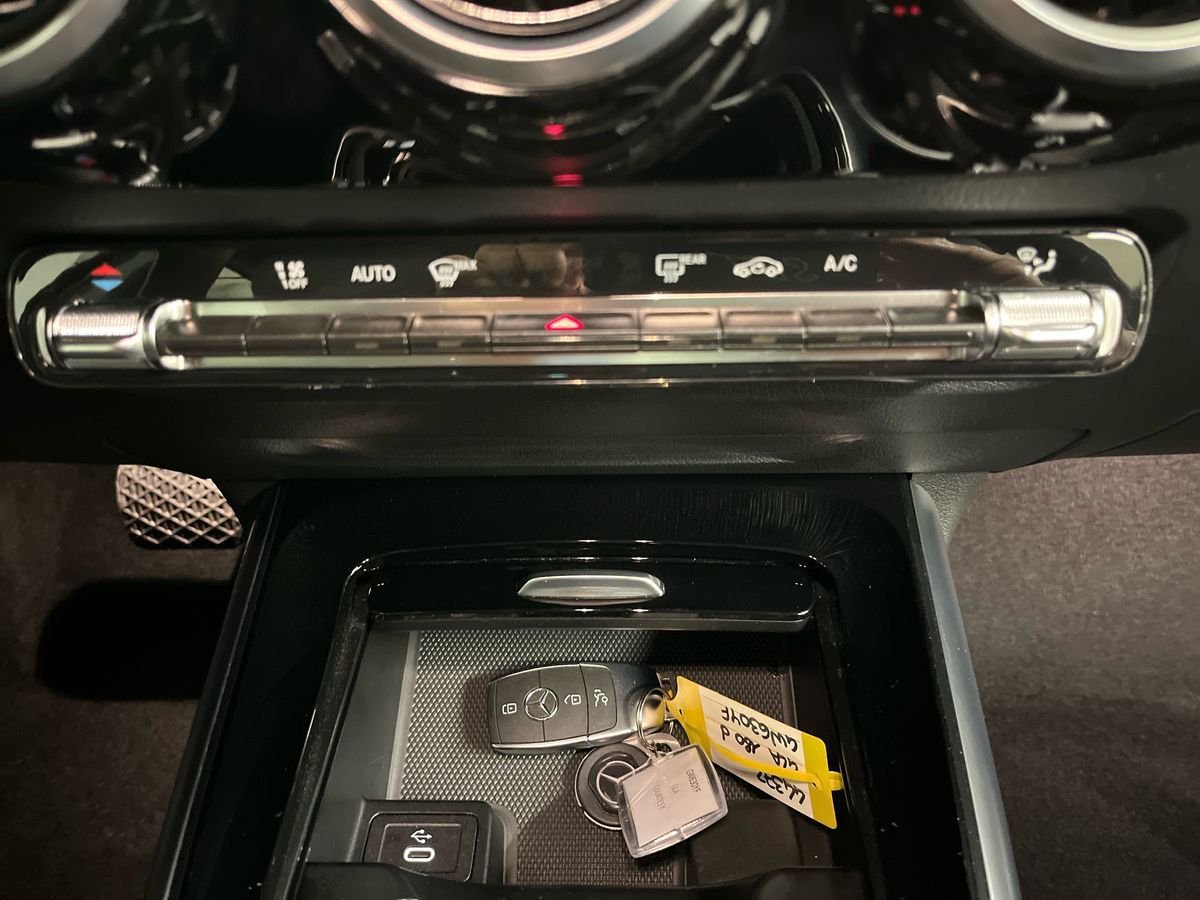 GLA 180 d Business Extra auto - Certified