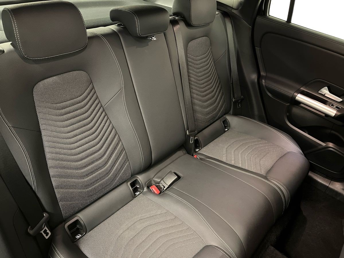 GLA 180 d Business Extra auto - Certified