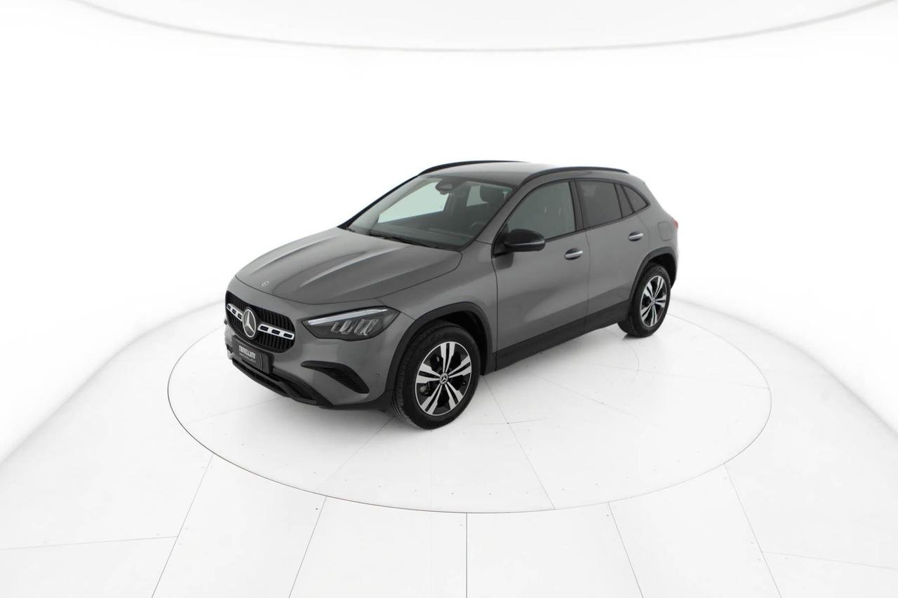 GLA 180 d Progressive Advanced auto - Certified