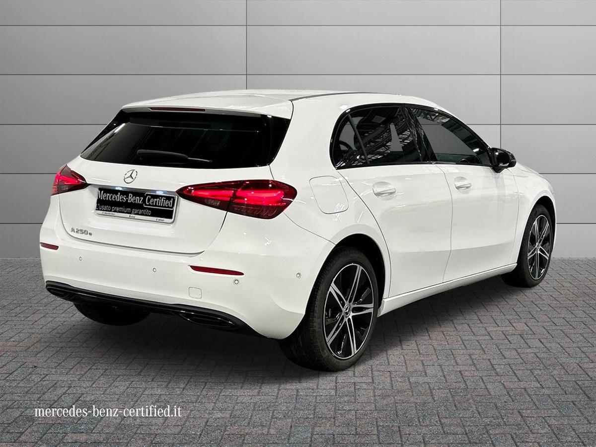 A 250 e phev Progressive Advanced auto - Certified