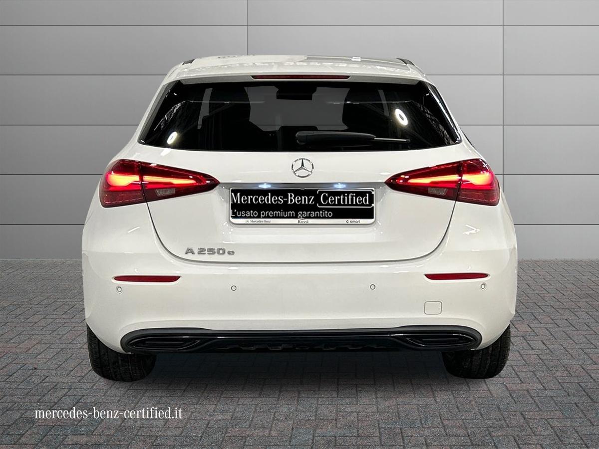 A 250 e phev Progressive Advanced auto - Certified