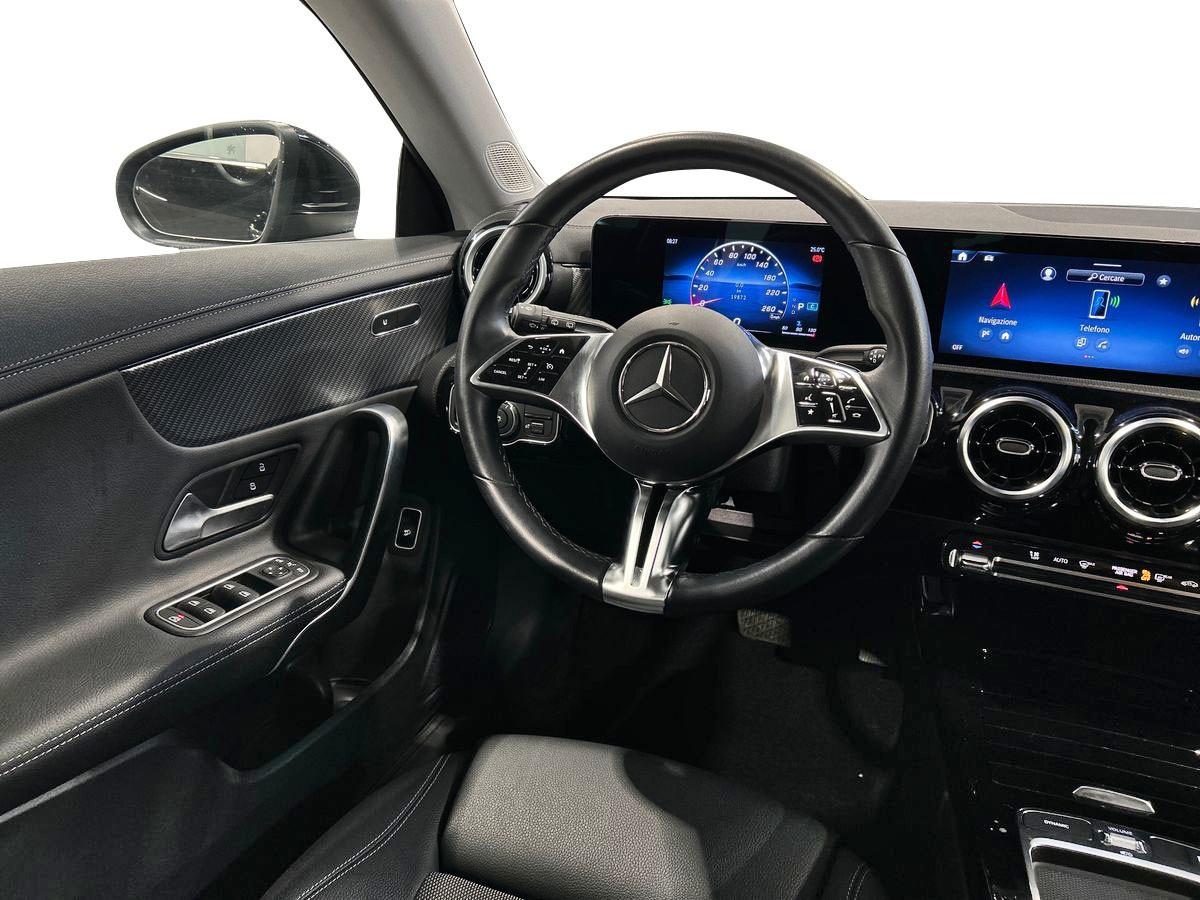 CLA Shooting Brake 180 d Progressive Advanced auto - Certified