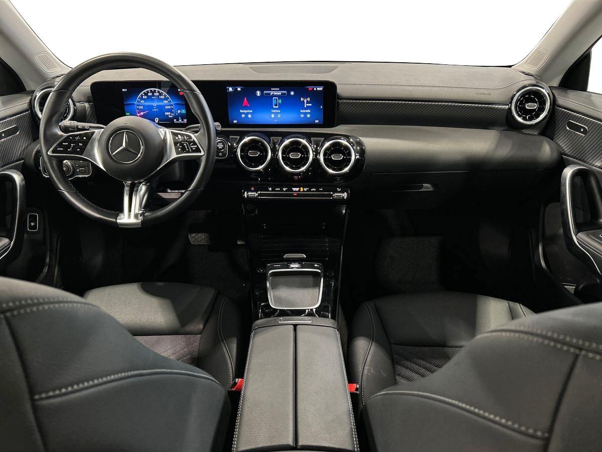 CLA Shooting Brake 180 d Progressive Advanced auto - Certified