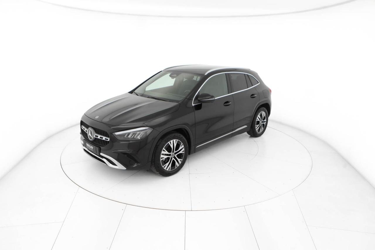 GLA 180 d Progressive Advanced auto - Certified
