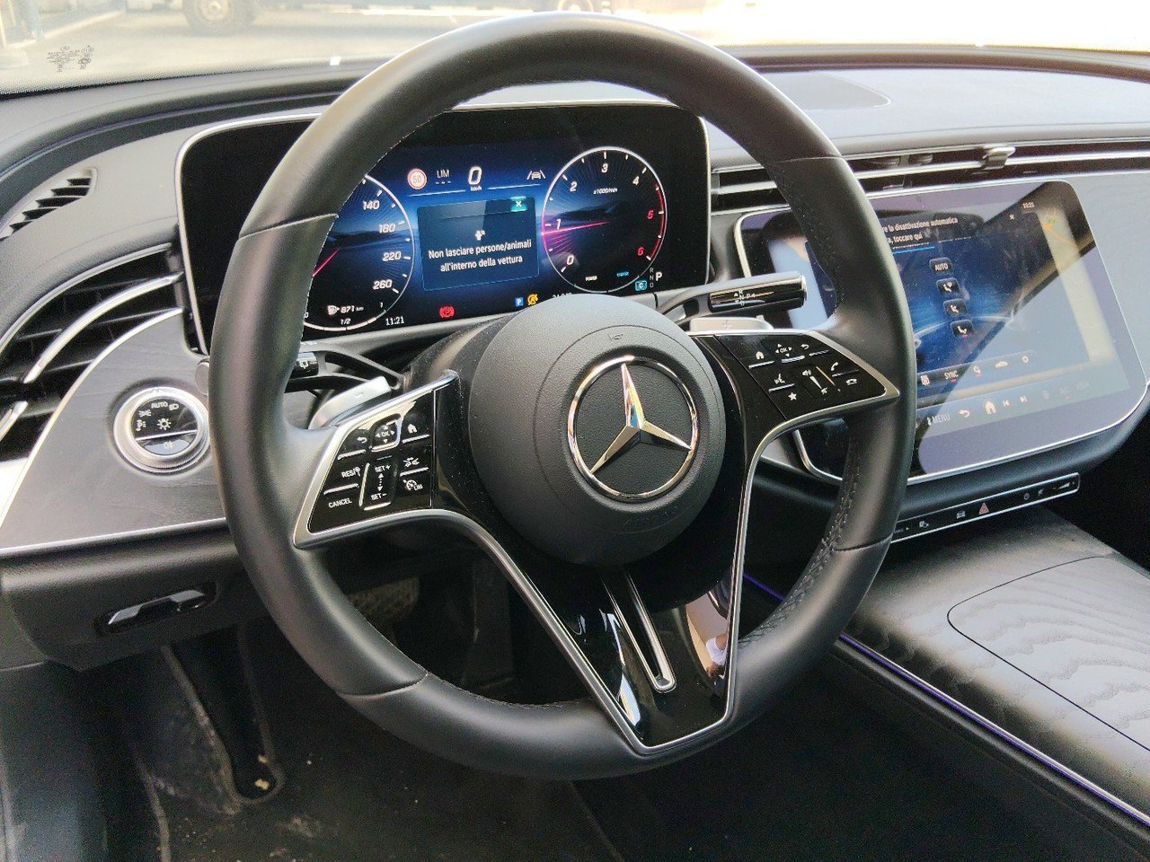E SW 220 d Advanced auto - Certified