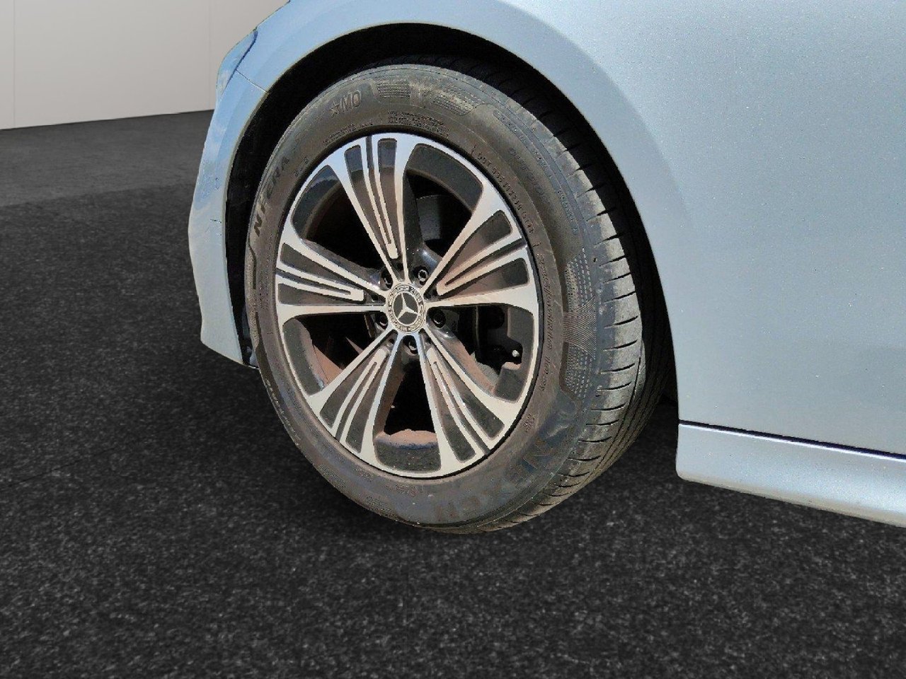 E SW 220 d Advanced auto - Certified