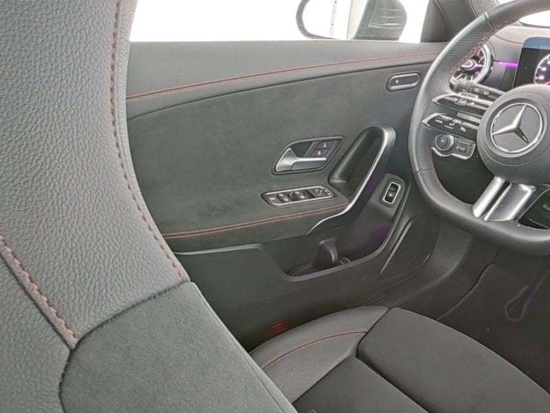 CLA Shooting Brake 180 AMG Line Advanced Plus auto - Certified