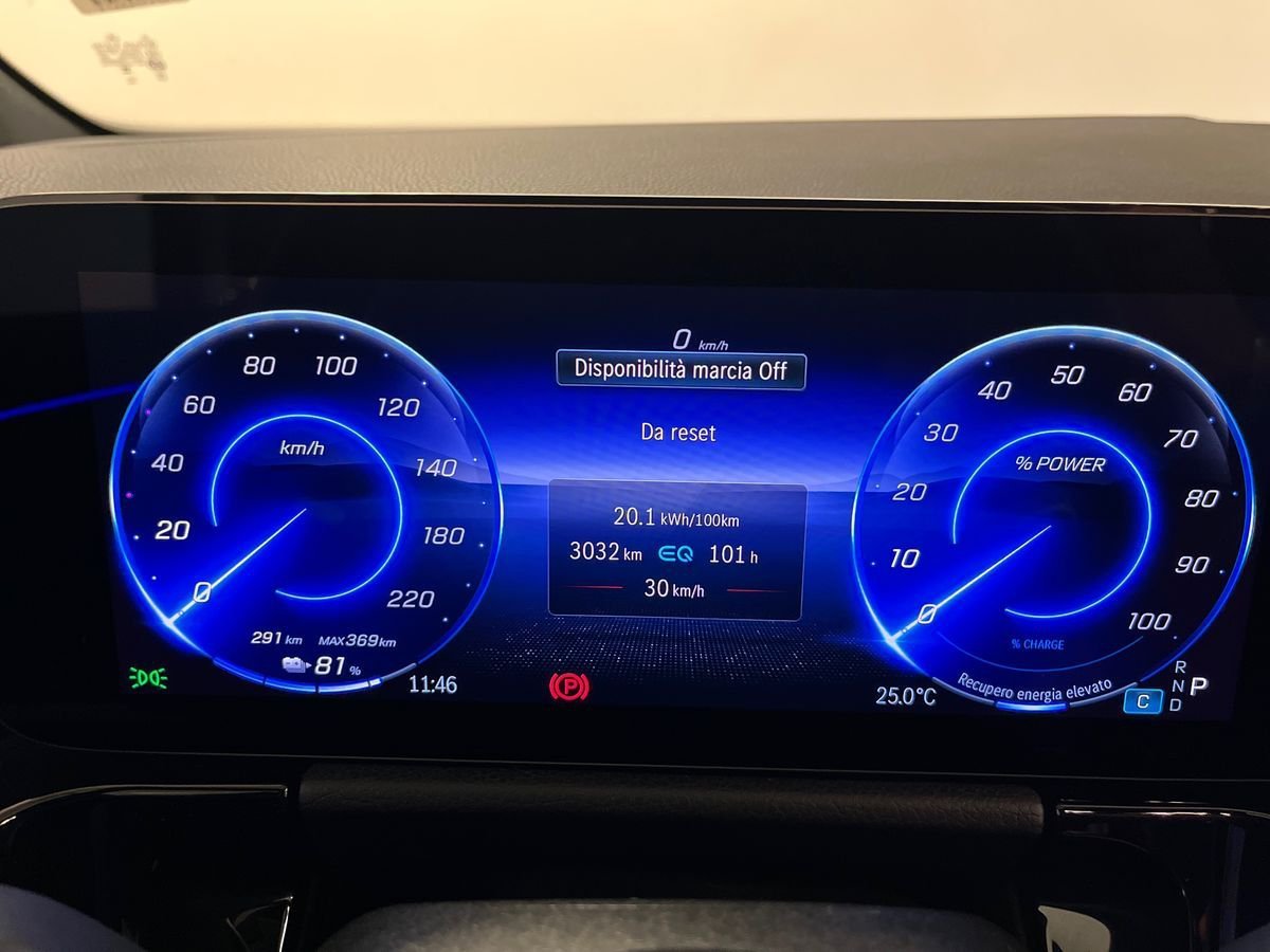 EQA 300 AMG Line Advanced 4matic - Certified