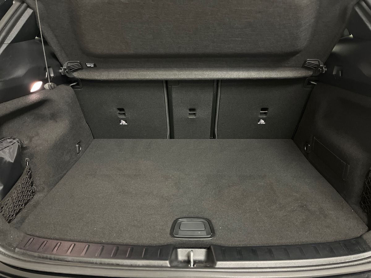 EQA 300 AMG Line Advanced 4matic - Certified