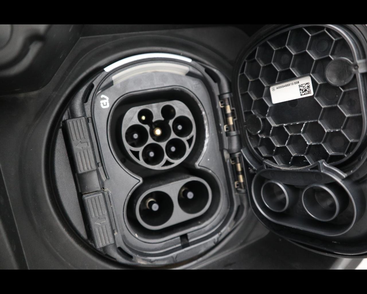 EQA 250 Sport Plus - Certified