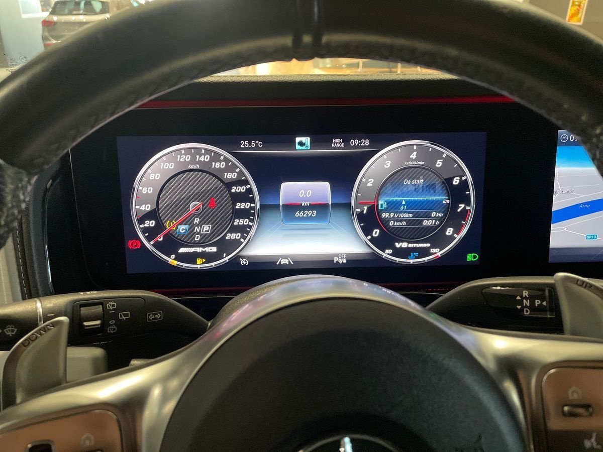 G AMG 63 585cv auto - Certified