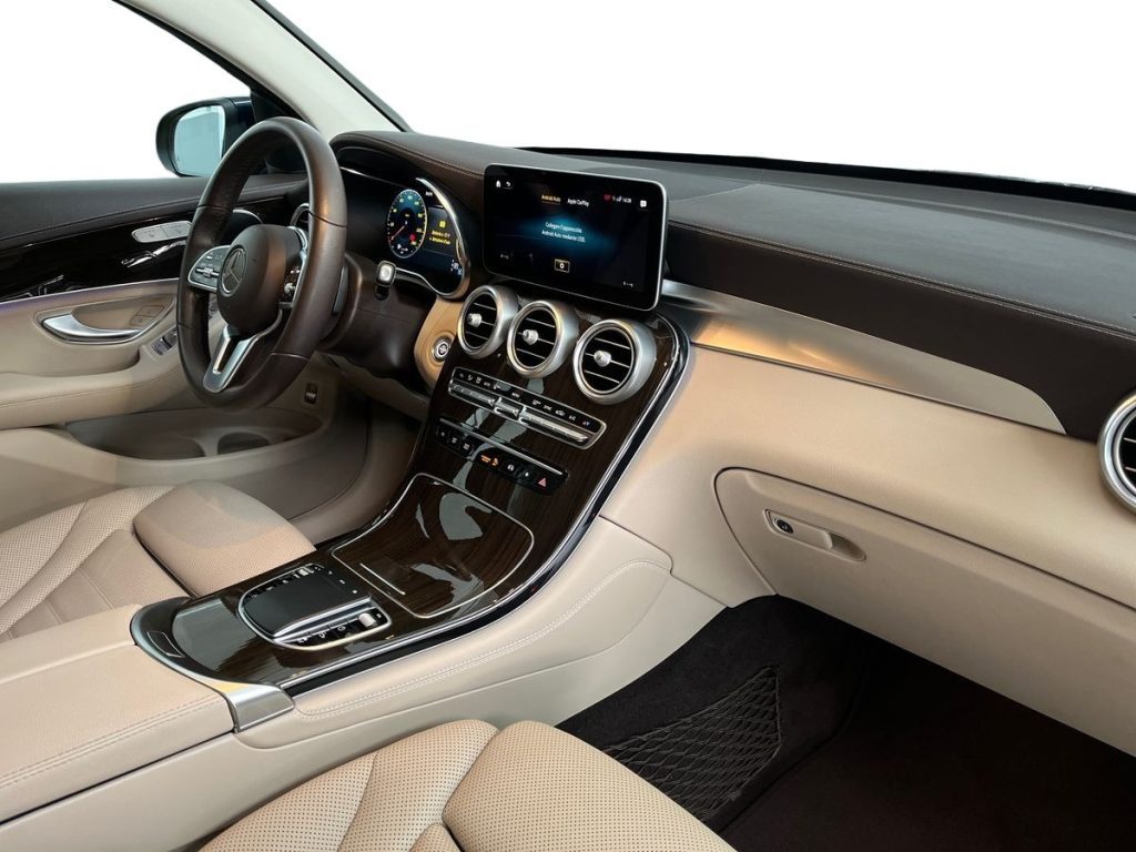 GLC Coupe 220 d Premium Plus 4matic auto - Certified