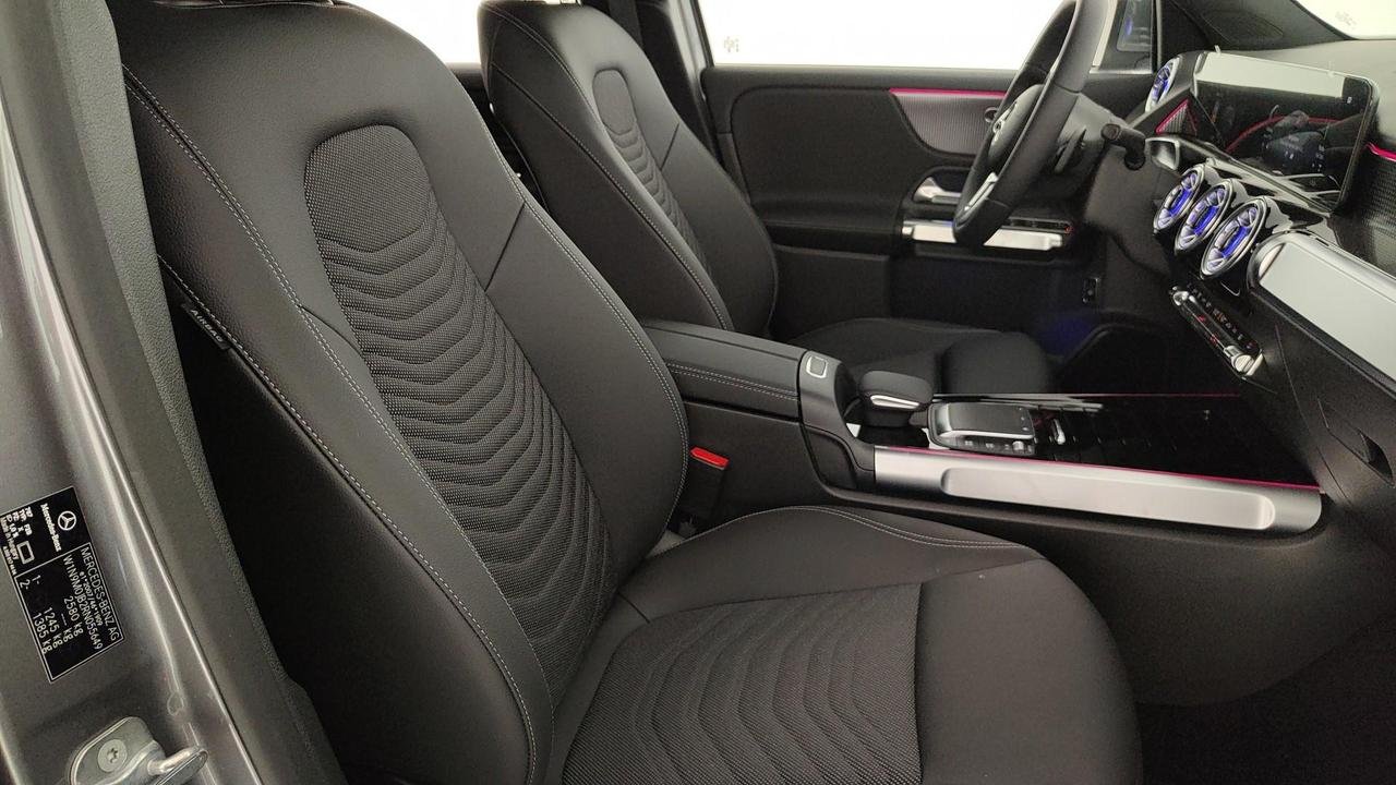 EQB 300 Sport Plus 4matic - Certified