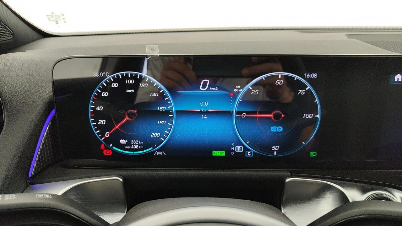 EQB 300 Sport Plus 4matic - Certified