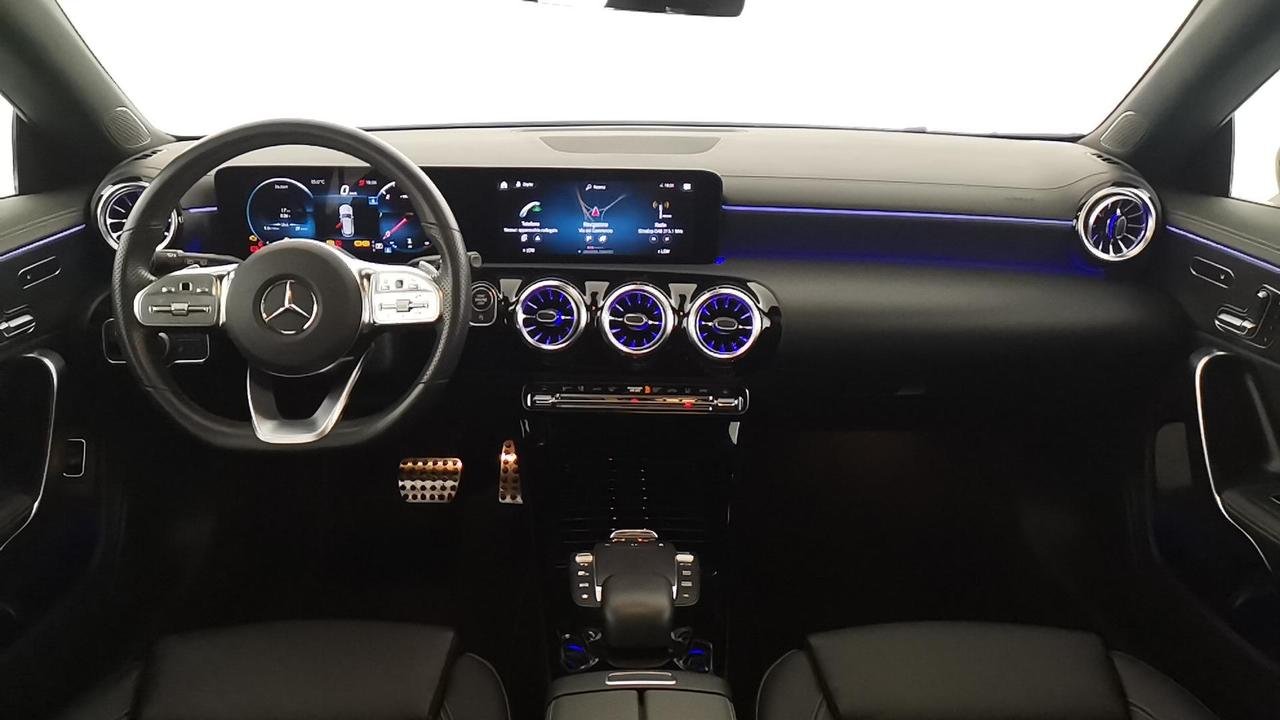 CLA Shooting Brake 200 d Premium auto - Certified