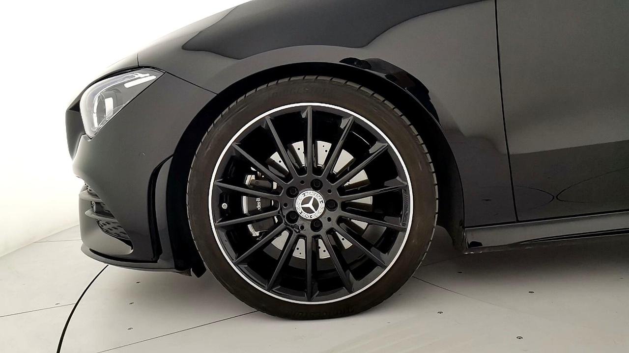 CLA Shooting Brake 200 d Premium auto - Certified
