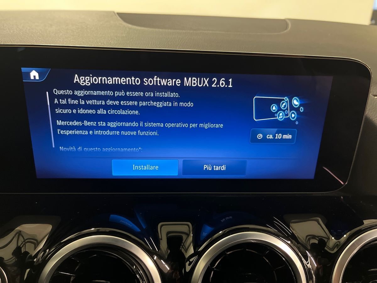GLA 180 d Business Extra auto - Certified