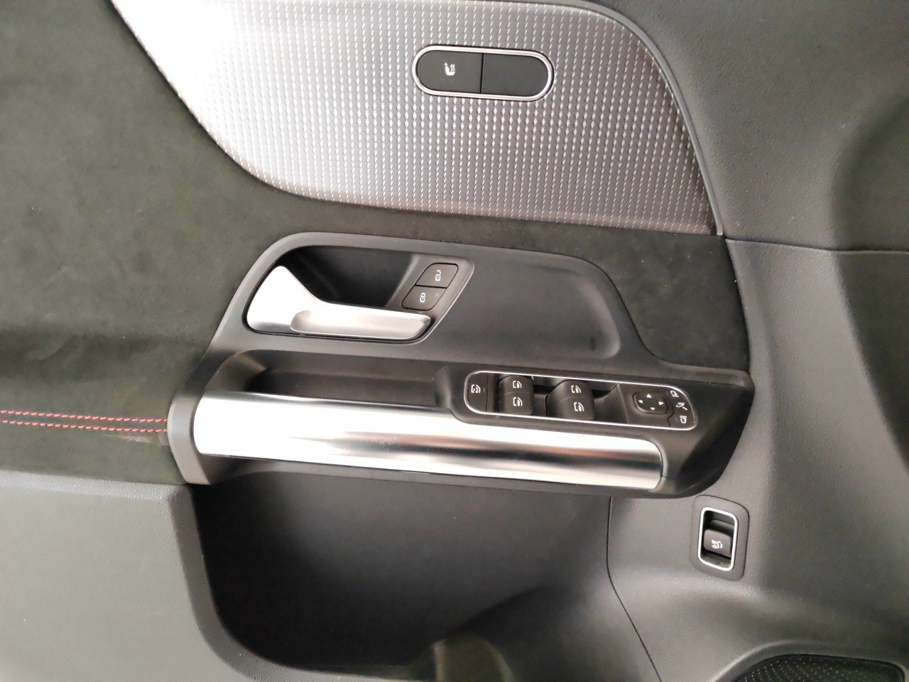 EQA 250 Premium Plus - Certified