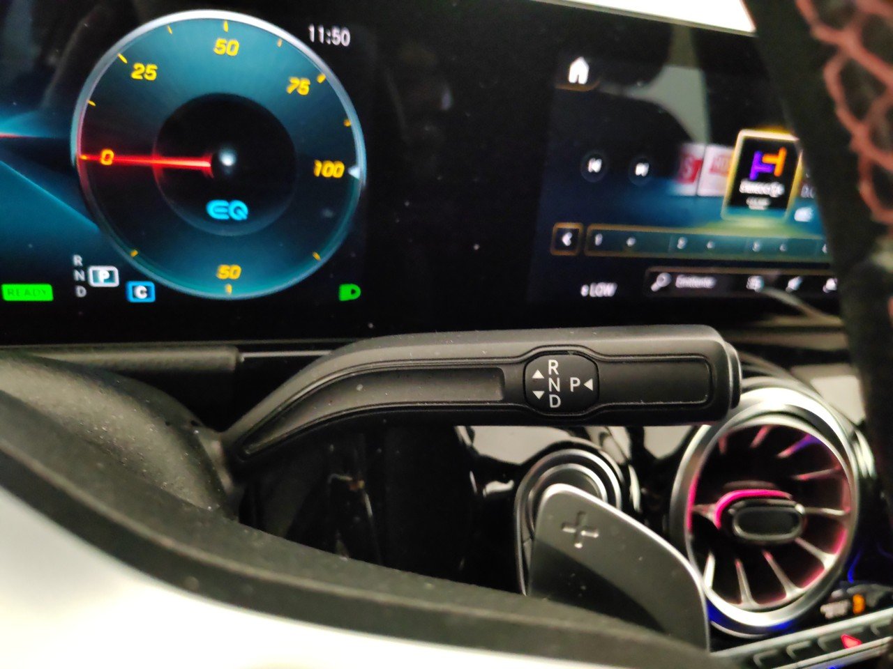 EQA 250 Premium Plus - Certified