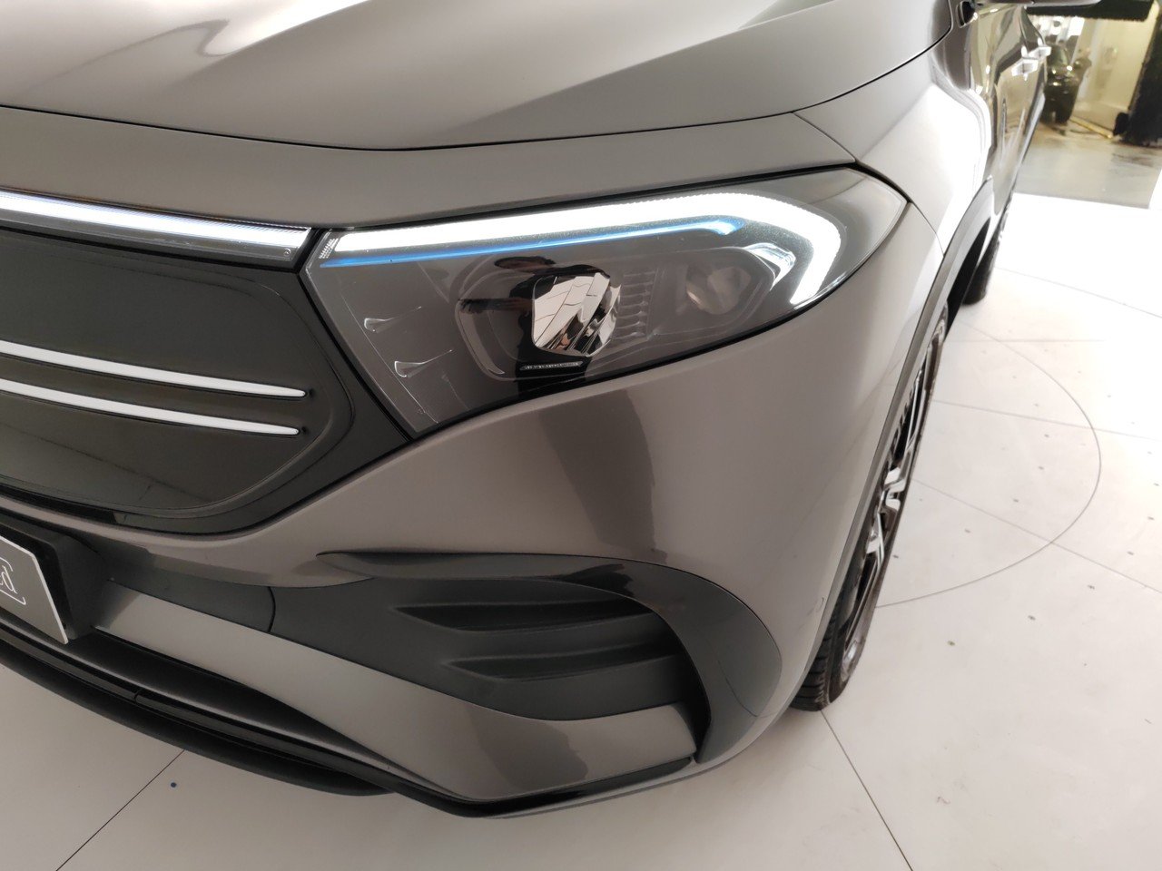 EQA 250 Premium Plus - Certified