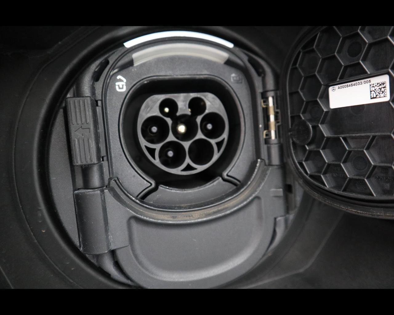B 250 e phev (eq-power) Premium auto - Certified