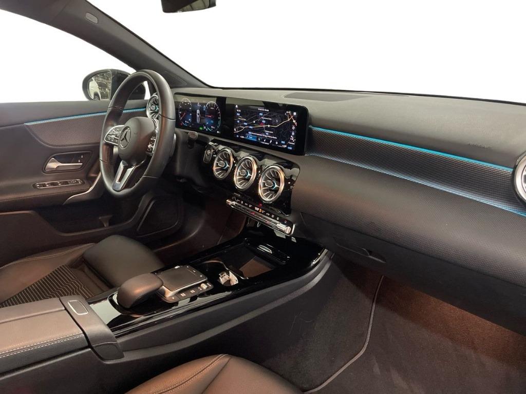 A 250 Sport Night edition auto - Certified