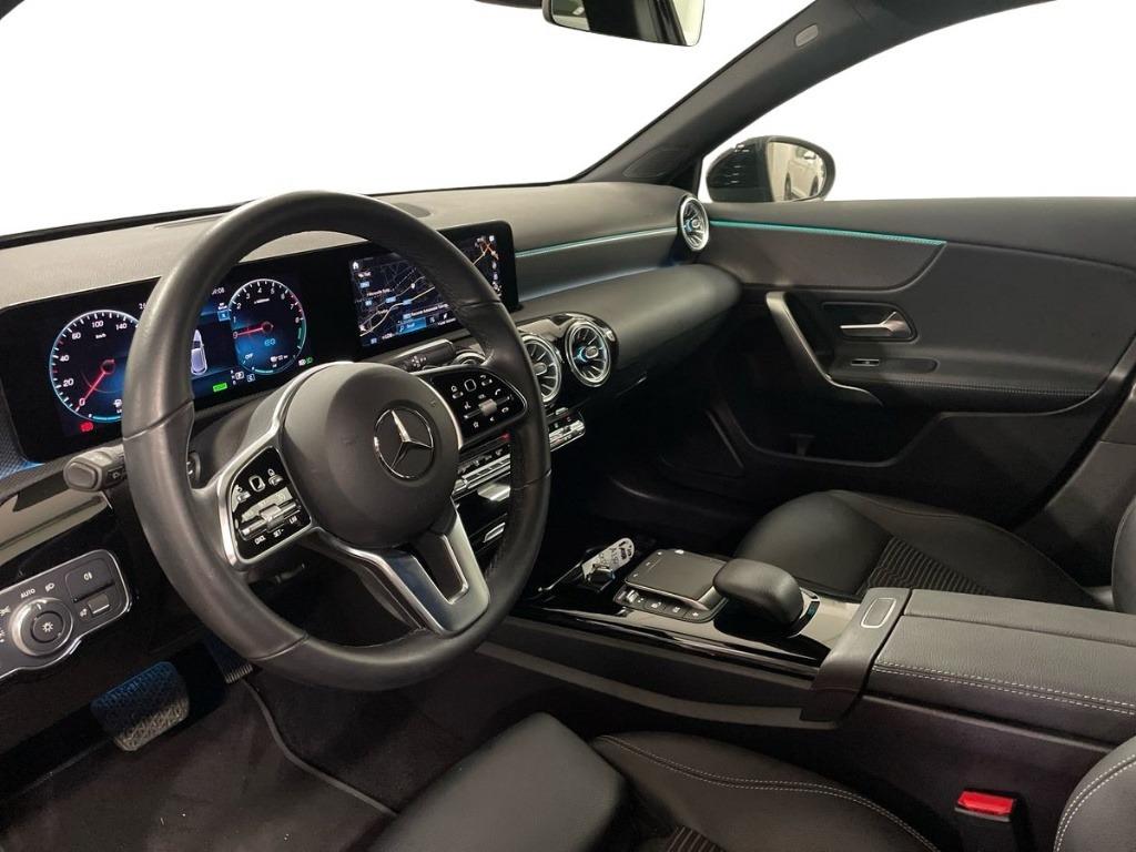 A 250 Sport Night edition auto - Certified