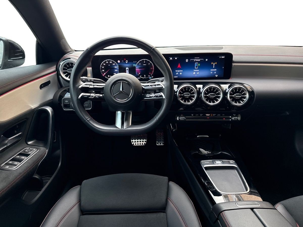 CLA Shooting Brake 200 d AMG Line Advanced Plus au - Certified