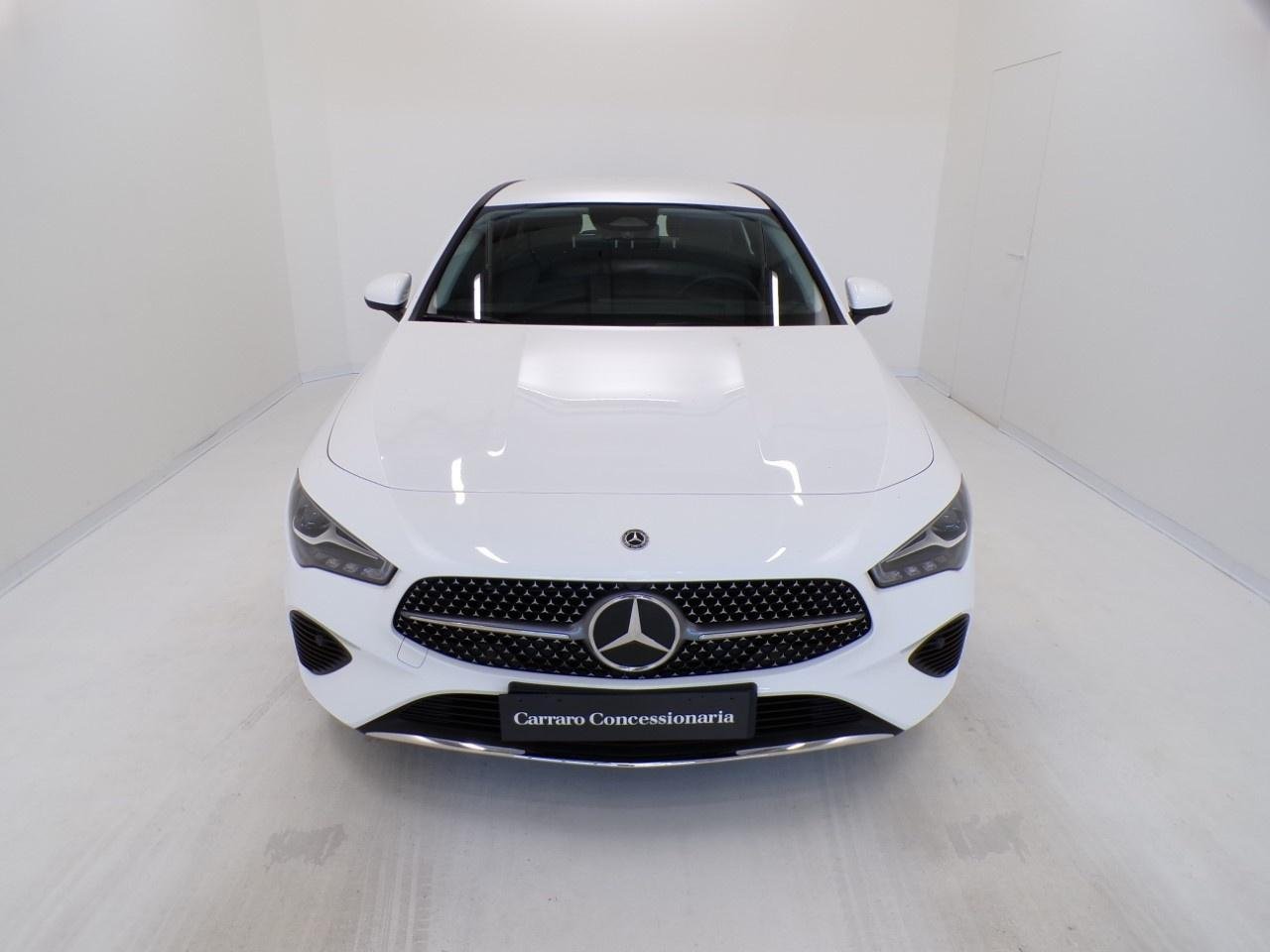 CLA Shooting Brake 180 d Progressive Advanced auto - Certified