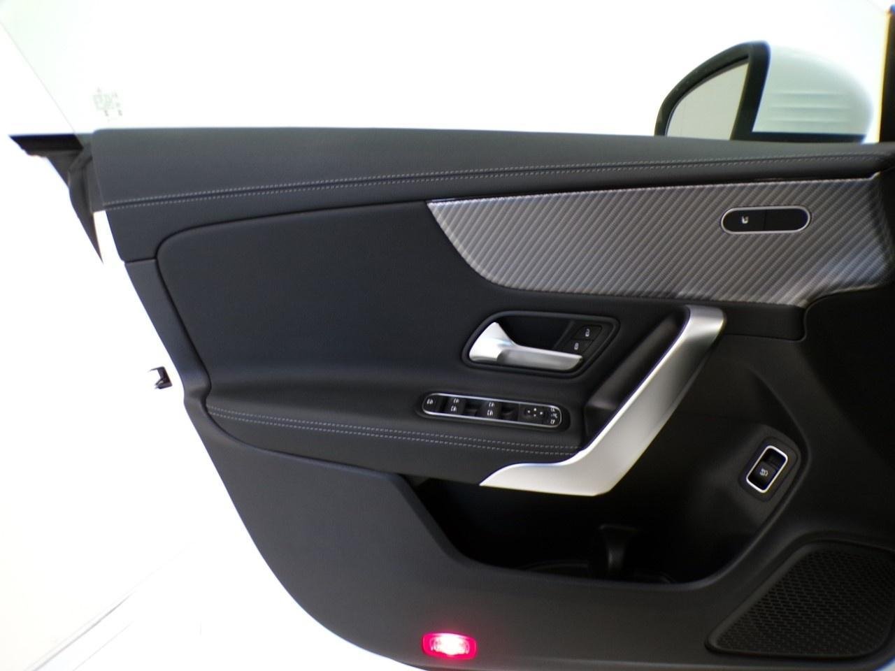 CLA Shooting Brake 180 d Progressive Advanced auto - Certified