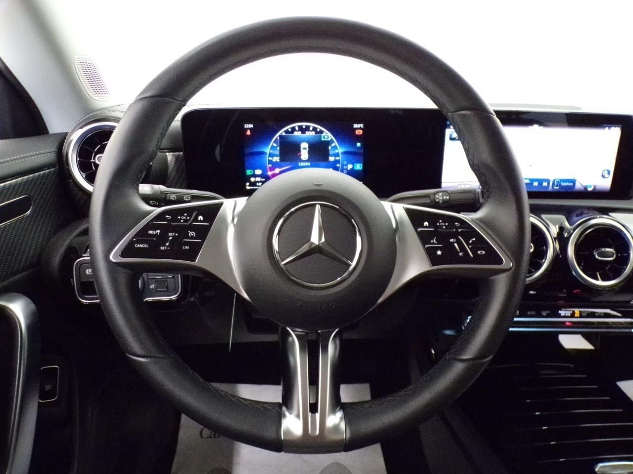 CLA Shooting Brake 180 d Progressive Advanced auto - Certified
