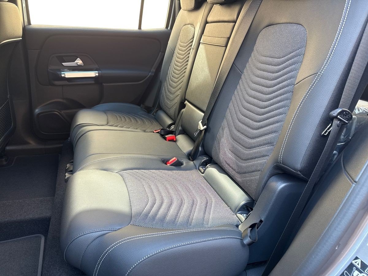 EQB 300 Progressive Advanced 4matic - Certified