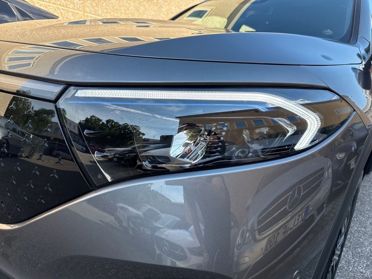 EQB 300 Progressive Advanced 4matic - Certified