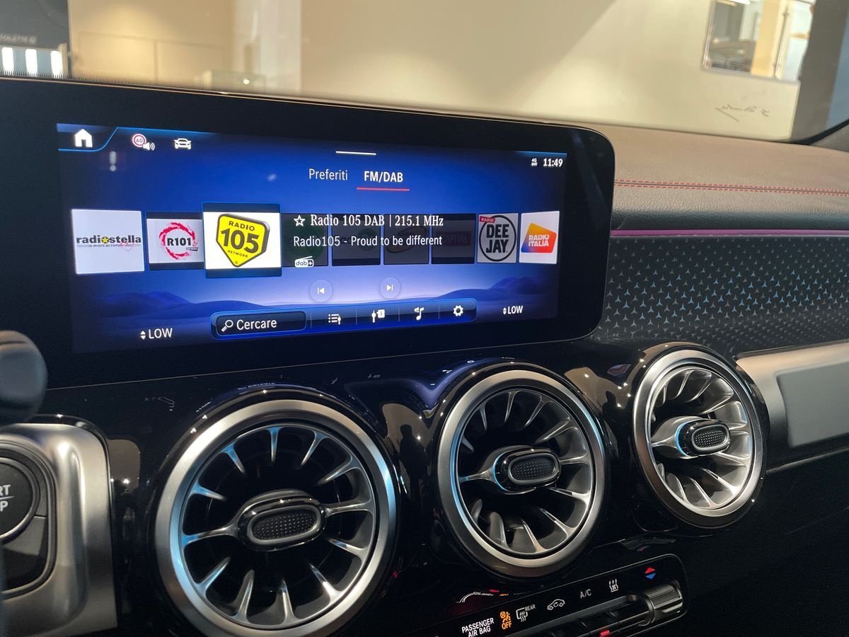 EQB 250+ AMG Line Advanced - Certified