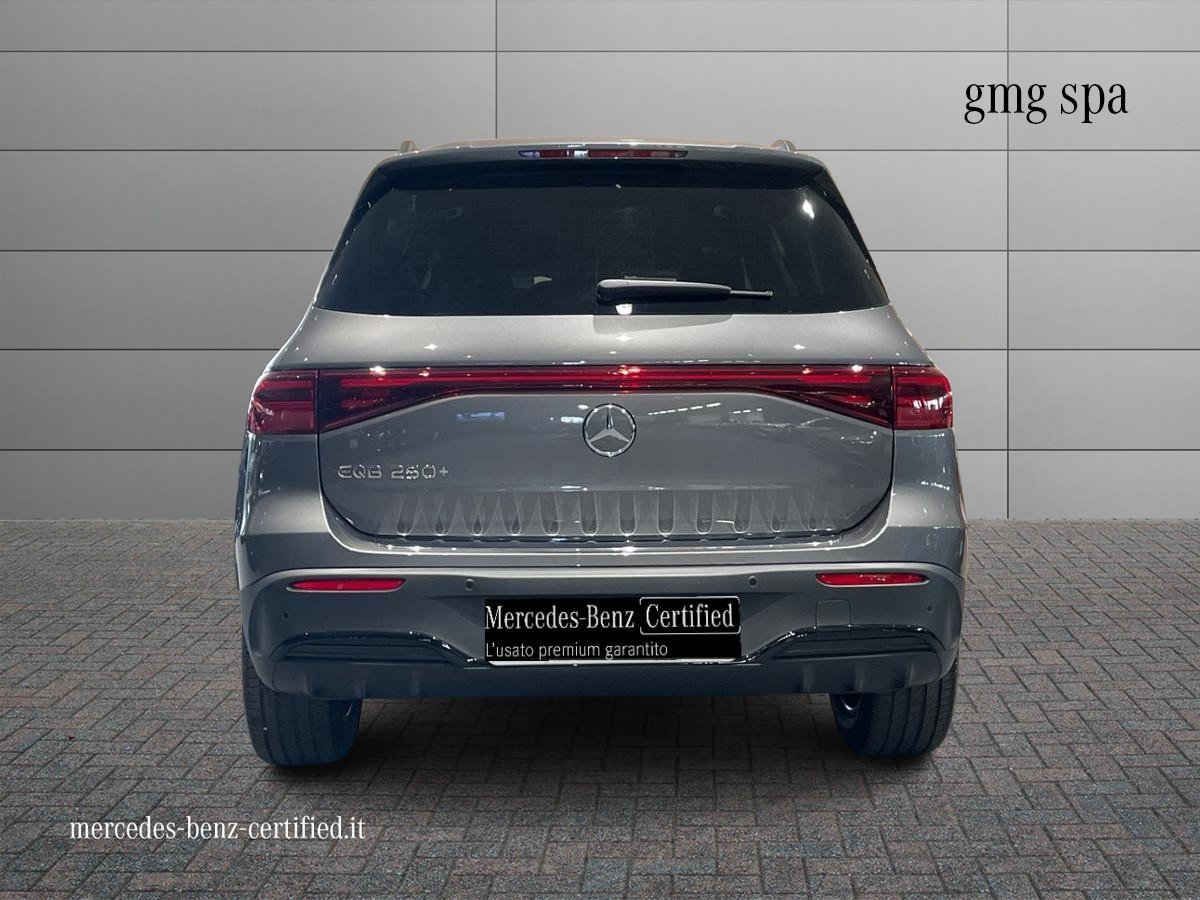 EQB 250+ AMG Line Advanced - Certified