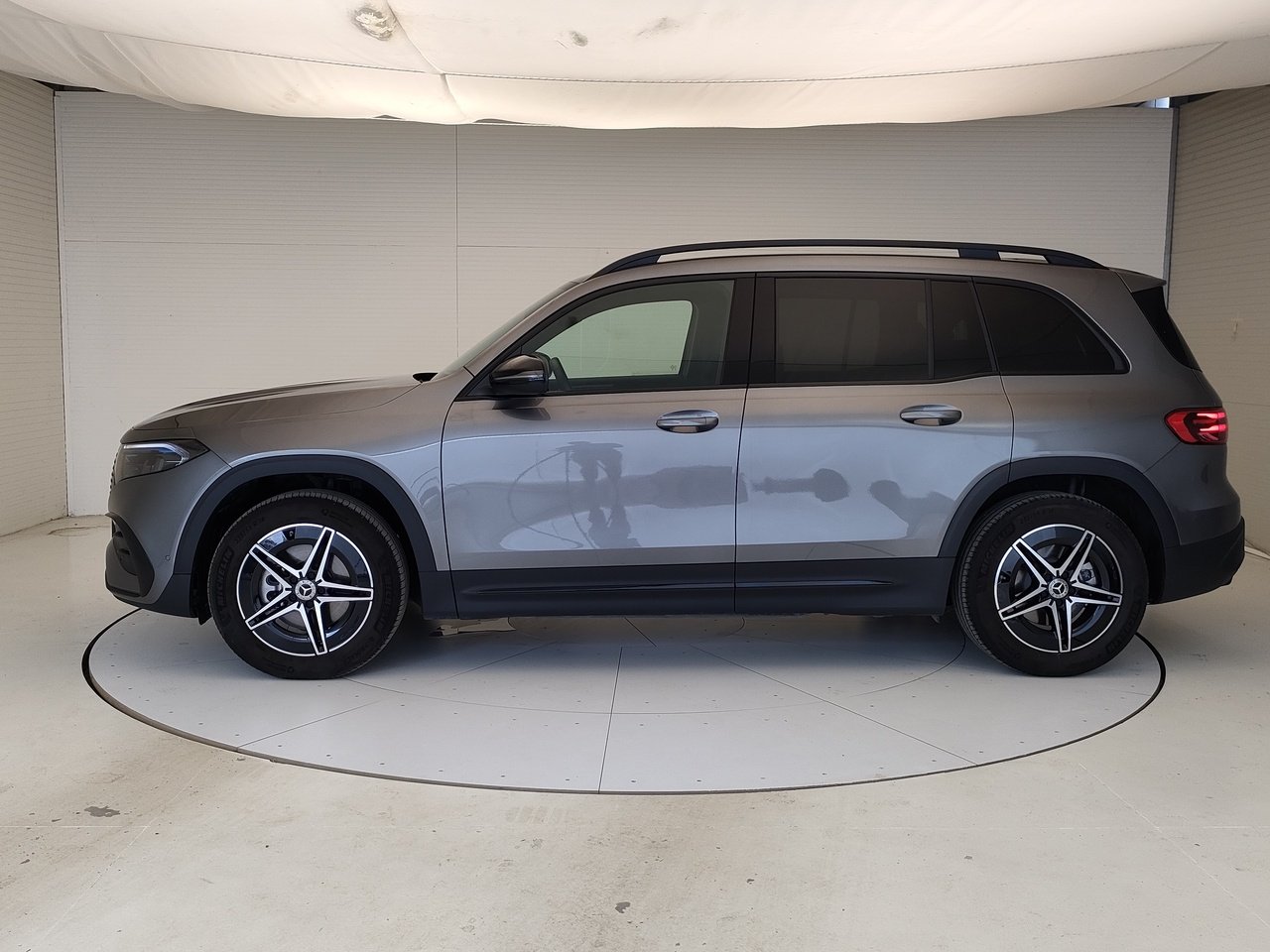 EQB 250+ AMG Line Advanced - Certified