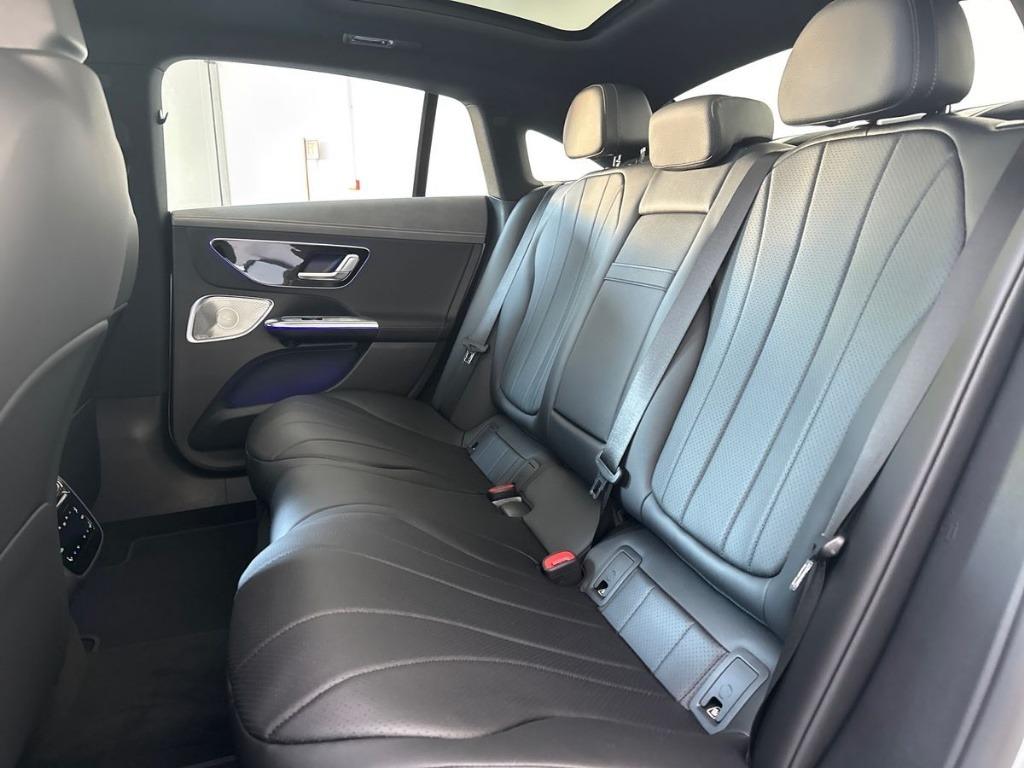 EQE 300 Premium - Certified