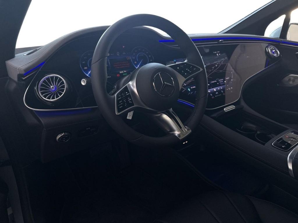EQE 300 Premium - Certified
