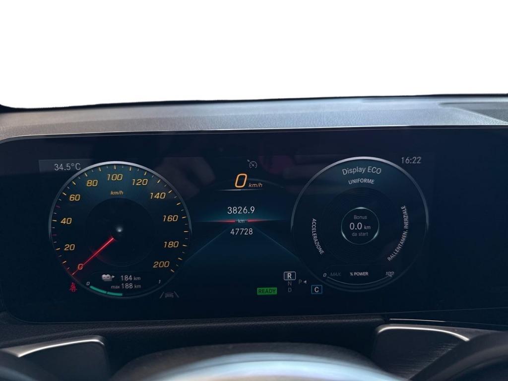 EQB 300 Premium 4matic - Certified