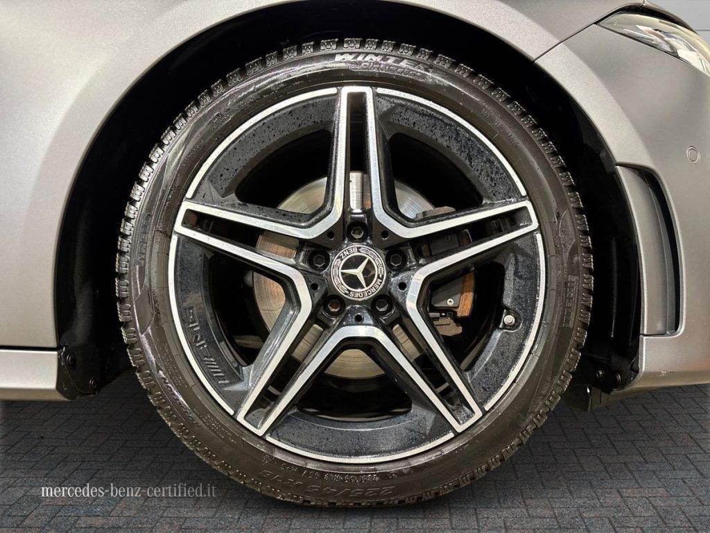 A 180 d Premium auto - Certified