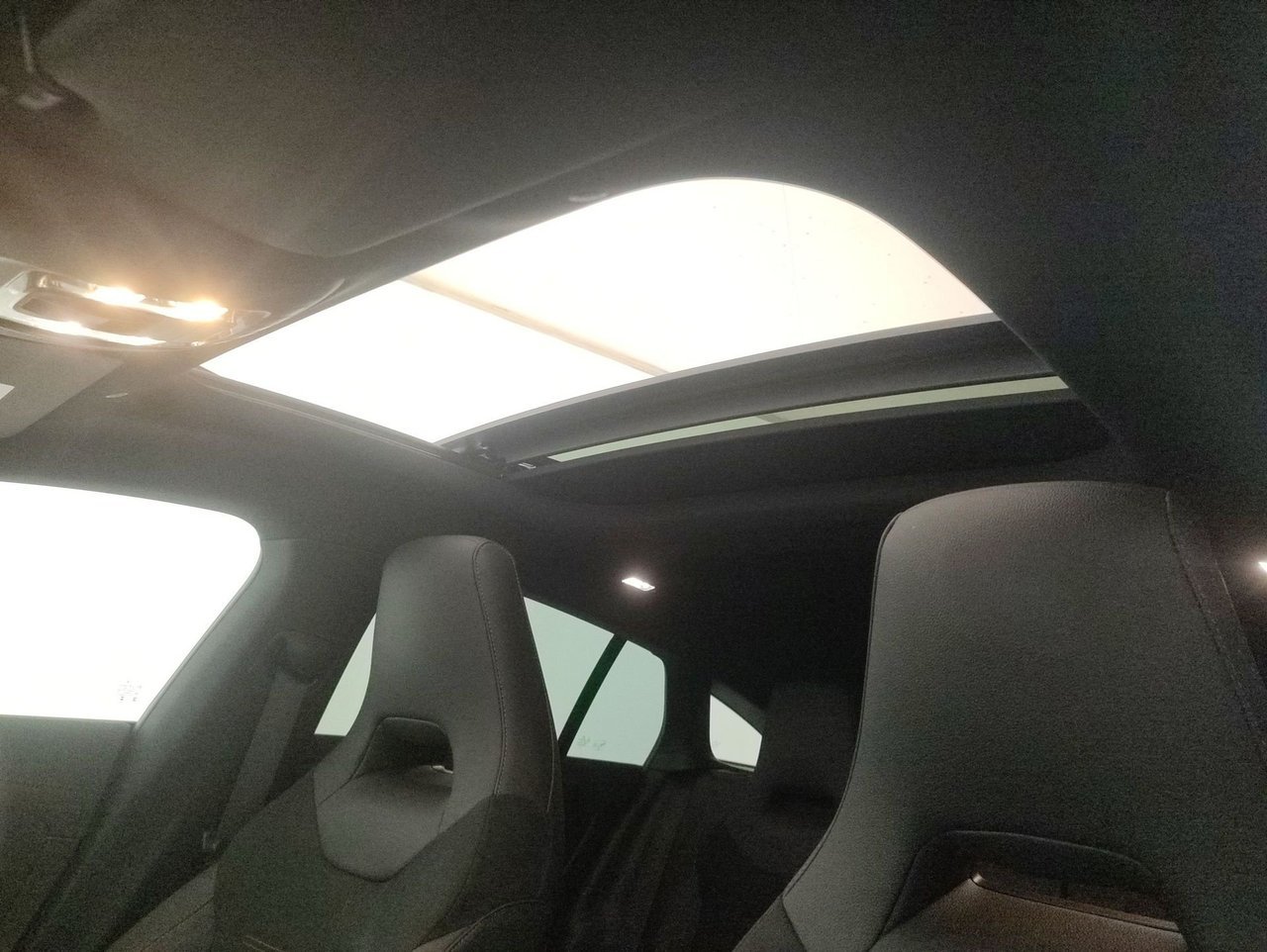 CLA Shooting Brake 200 d AMG Line Advanced Plus au - Certified