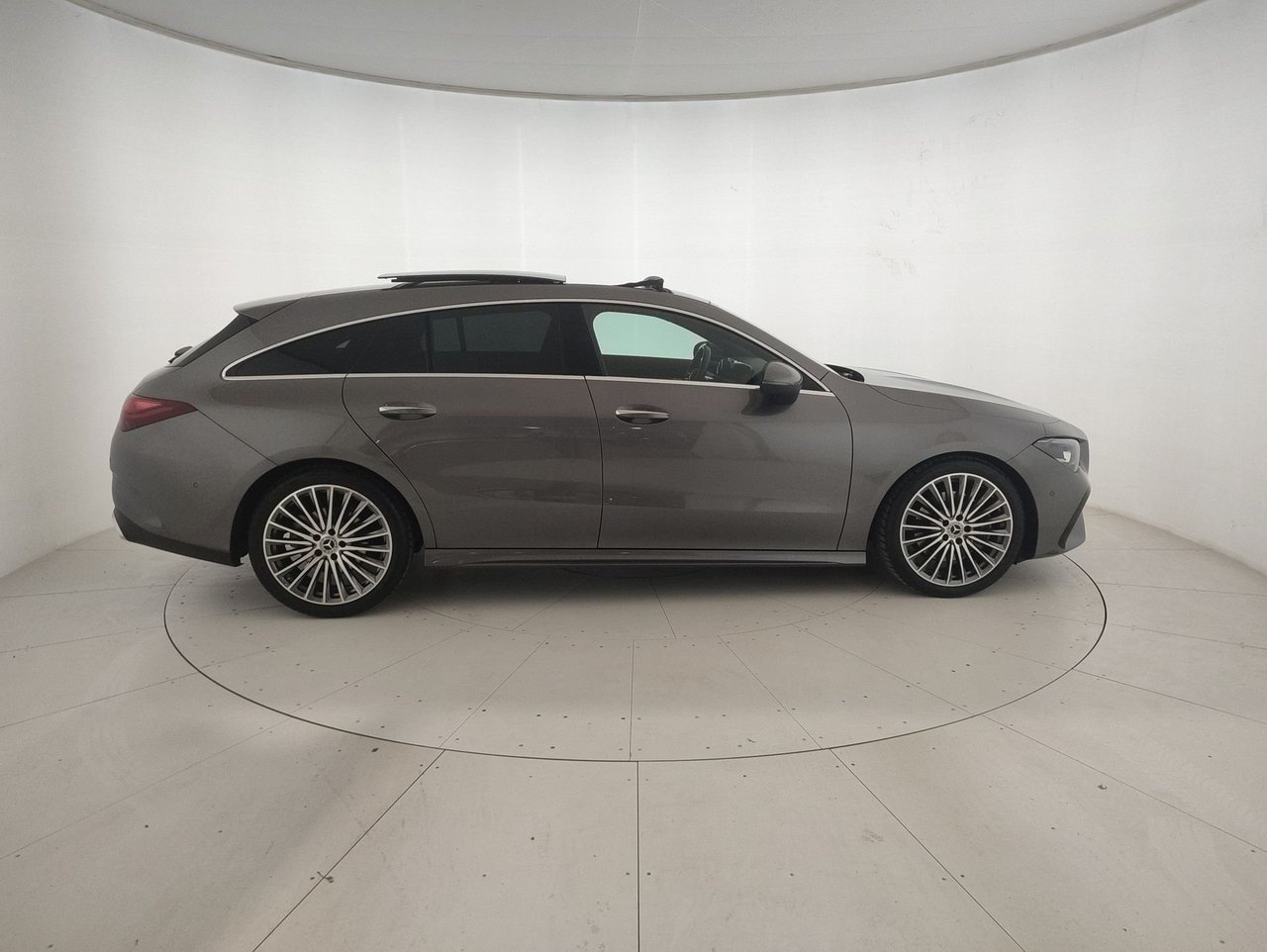 CLA Shooting Brake 200 d AMG Line Advanced Plus au - Certified