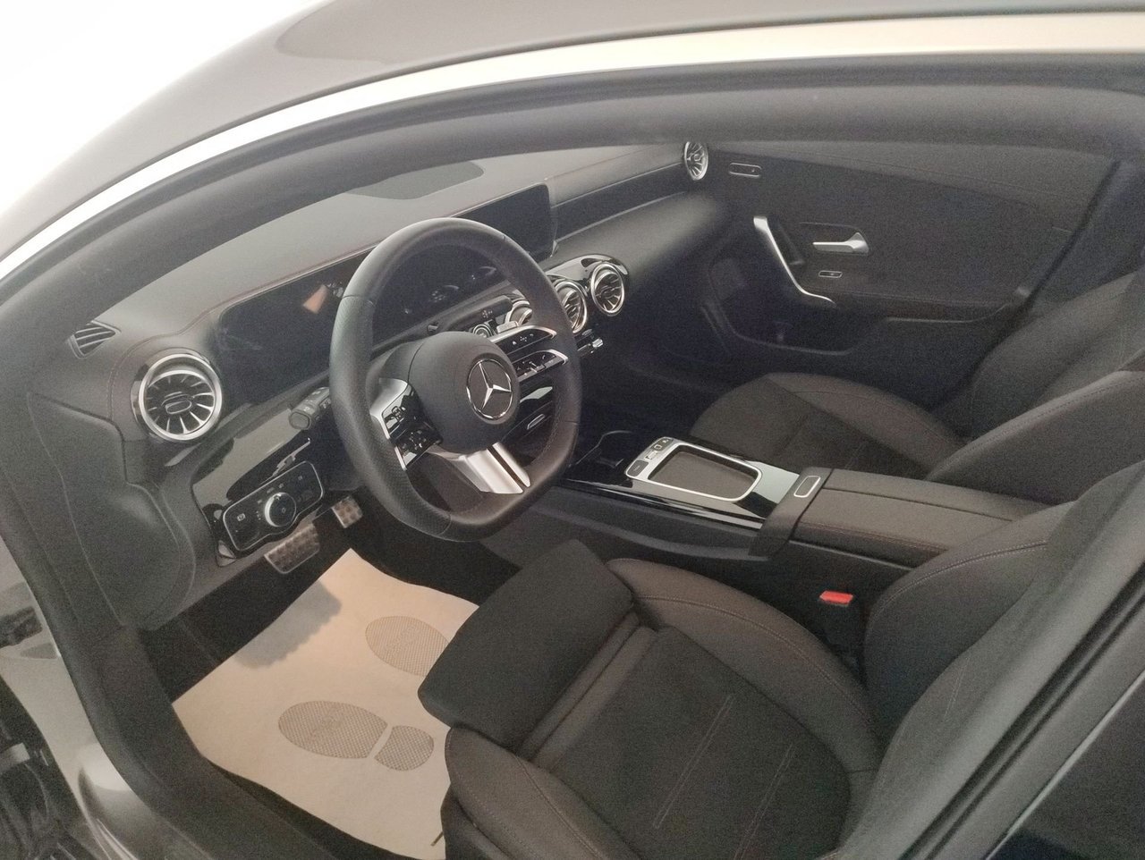 CLA Shooting Brake 200 d AMG Line Advanced Plus au - Certified